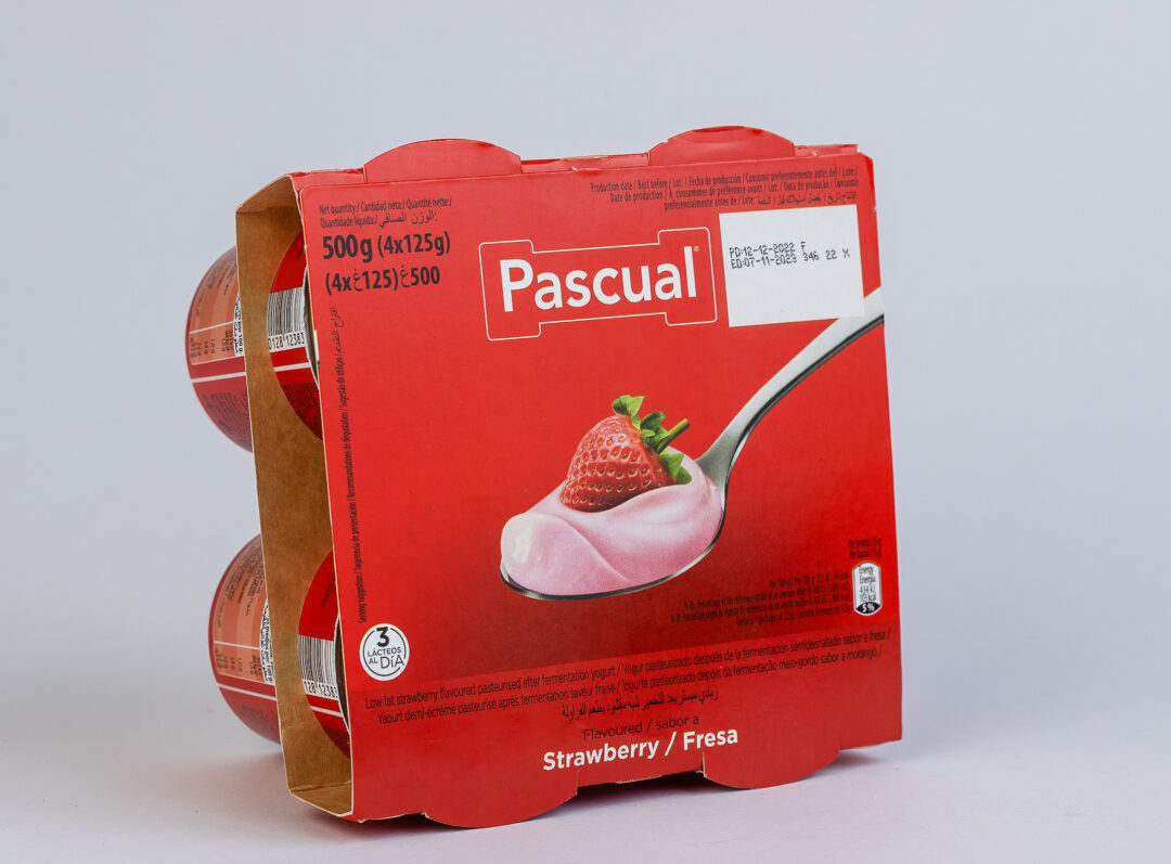 Pascual Flavored Yogurt Strawberry (1x6x4) 125G (Tray)