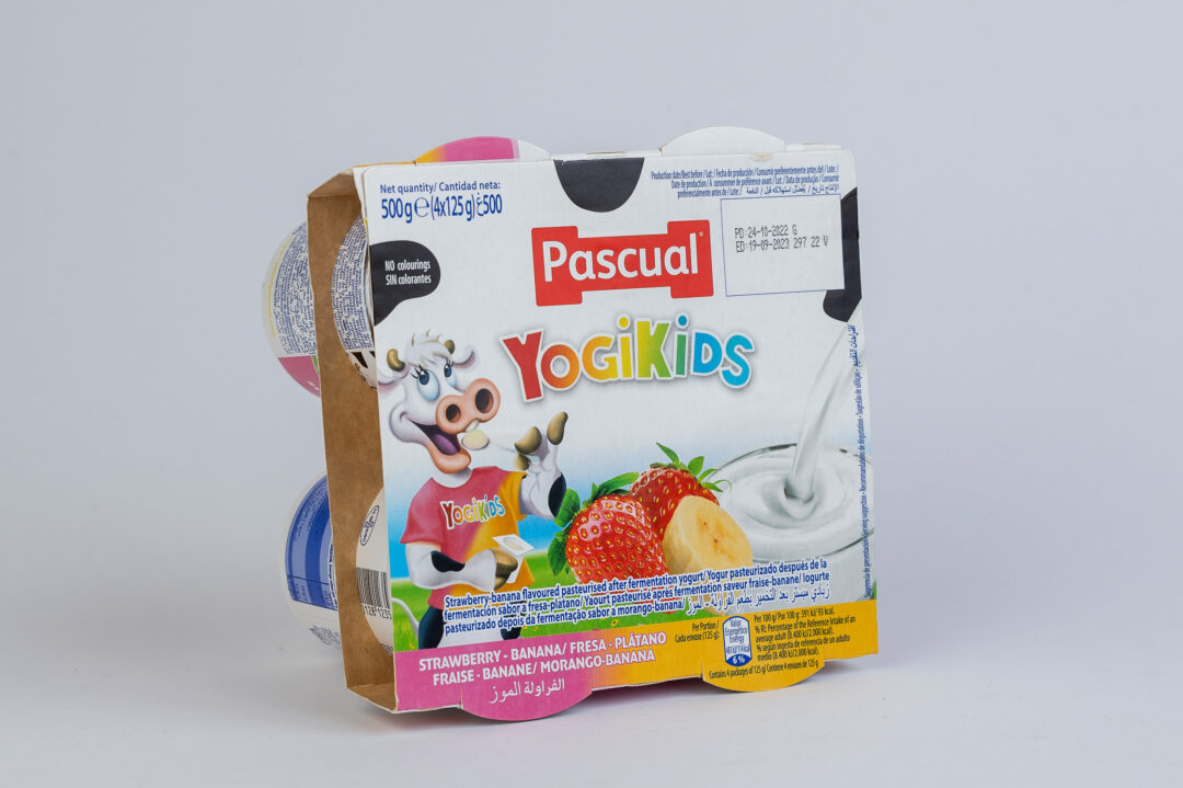 Pascual Yogi Kids Yogurt Strawberry Banana (1x6x4) 125G (Tray)